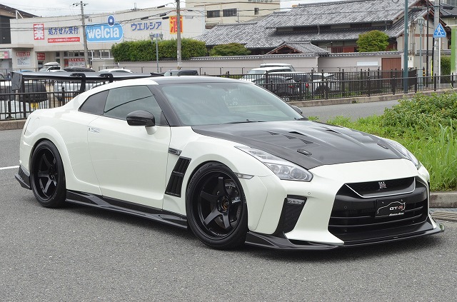 GLOBAL AUTO／R35在庫状況